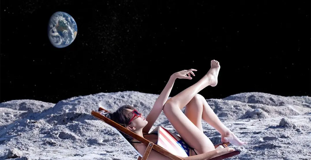 5fc8e5c7fa0c4e3ed3cbb5b3_SPACE-TOURISM