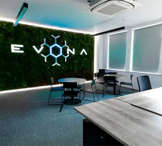 6075e584b6abed2156d042de_Evona-Office-Photography-black-and-blue-OCT-20-med-res-5